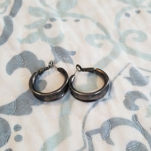 Black shiny earrings